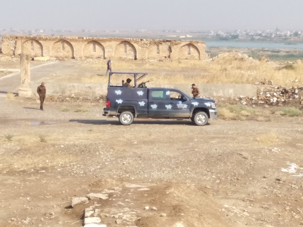 scorta armata in Iraq per il turista estremo